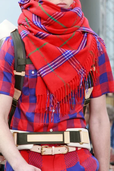 Look 42